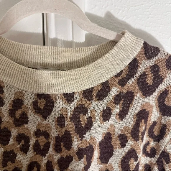 A New Day Cream Brown Leopard Print Knit Crewneck Pullover Sweater Size Small - Picture 8 of 11